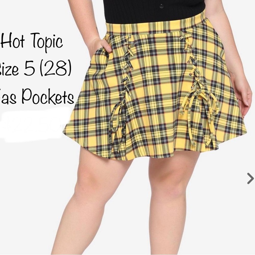 Clueless black and plaid yellow skirt